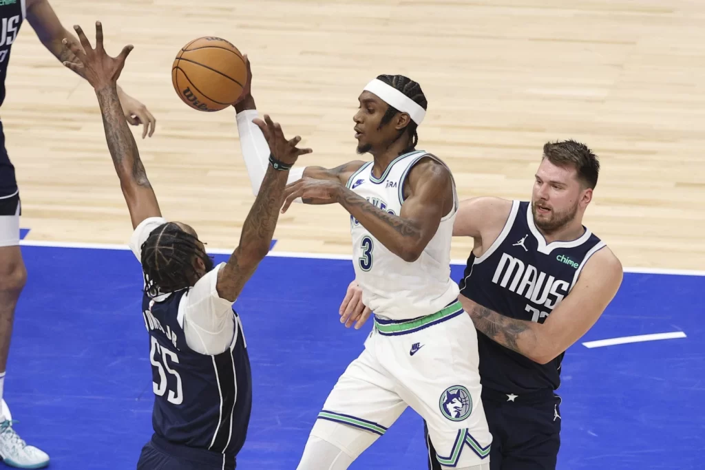 Mavericks Secure 108-105 Victory Over Timberwolves in Game 1 of Western Conference Finalsillustration