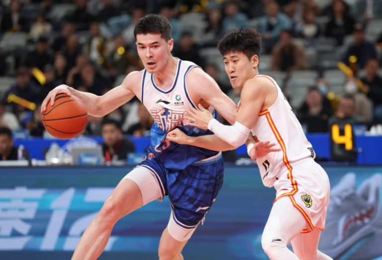 CBA-Abduls-triple-double-and-zhangning