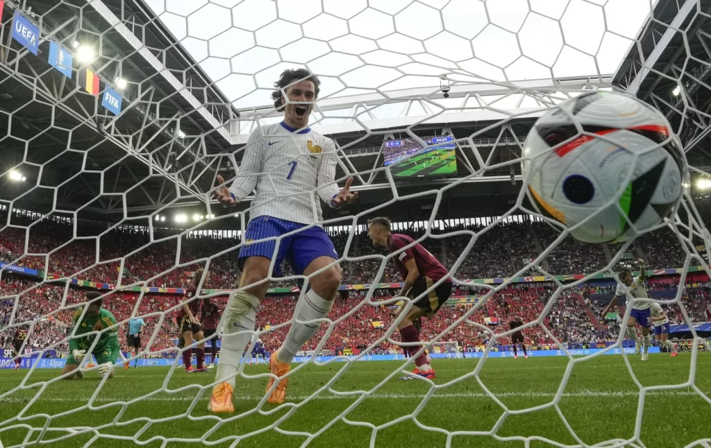 Mbappé and France Advance to Euro 2024 Quarterfinals After Kolo Muani’s Late Goal Secures 1-0 Win Over Belgiumillustration