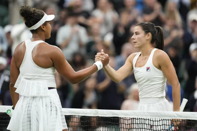 Emma Navarro’s Mental Strategies Propel Her Past Naomi Osaka at Wimbledon