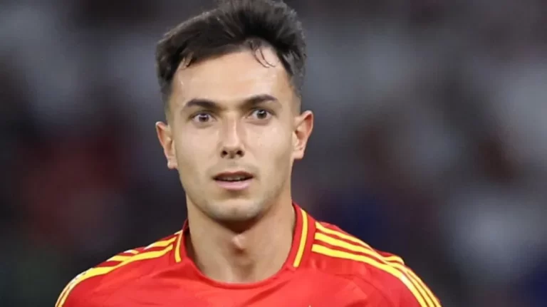 Liverpool Continue Talks to Sign Spain's Zubimendi