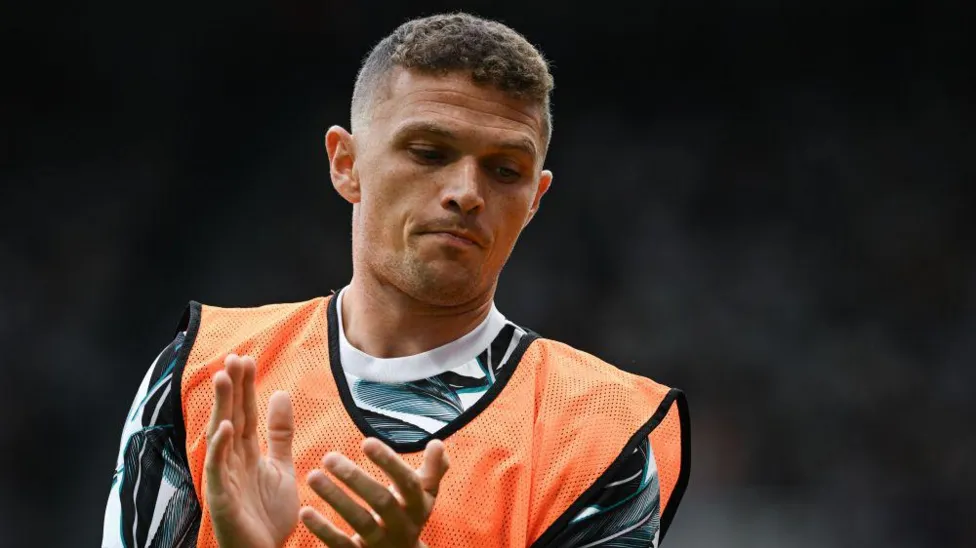 Newcastle Defender Kieran Trippier Seeks Move Away from Clubillustration