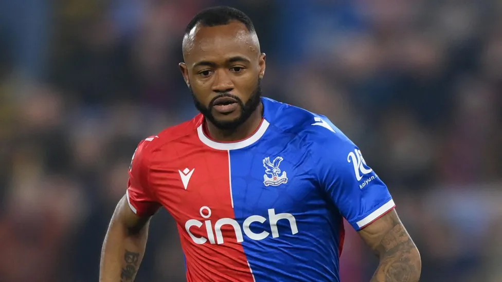 Leicester Sign Palace Forward Ayew for £5millustration