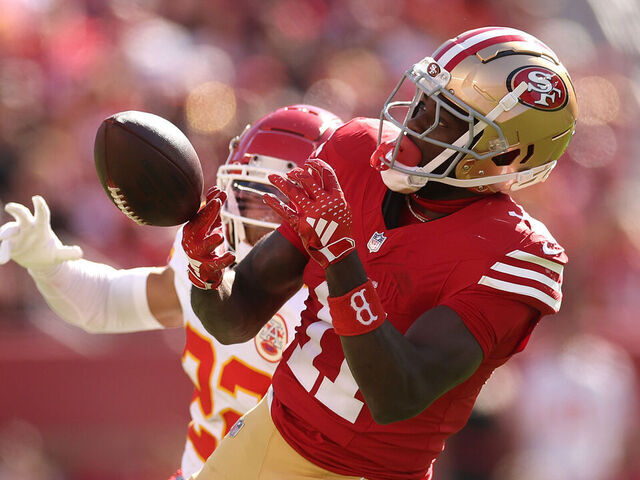 49ers Fear Aiyuk Suffered ACL Injuryillustration