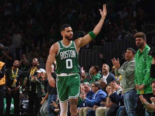 Celtics Tie Record for Most 3-Pointers in Opening-Night Rout of Knicksillustration