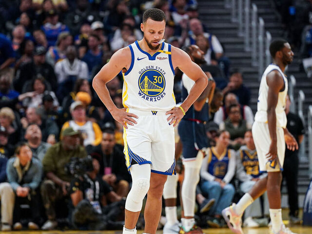 Stephen Curry to Miss Upcoming Games Due to Ankle Injuryillustration