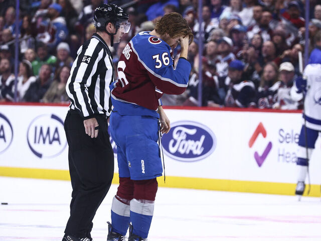 Avalanche's Stienburg Receives 2-Game Suspension for Charging Lightning's Cernak