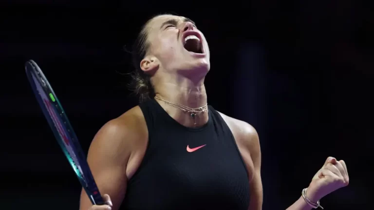 Sabalenka Reaches WTA Finals Semi-Finals; Rybakina Eliminated